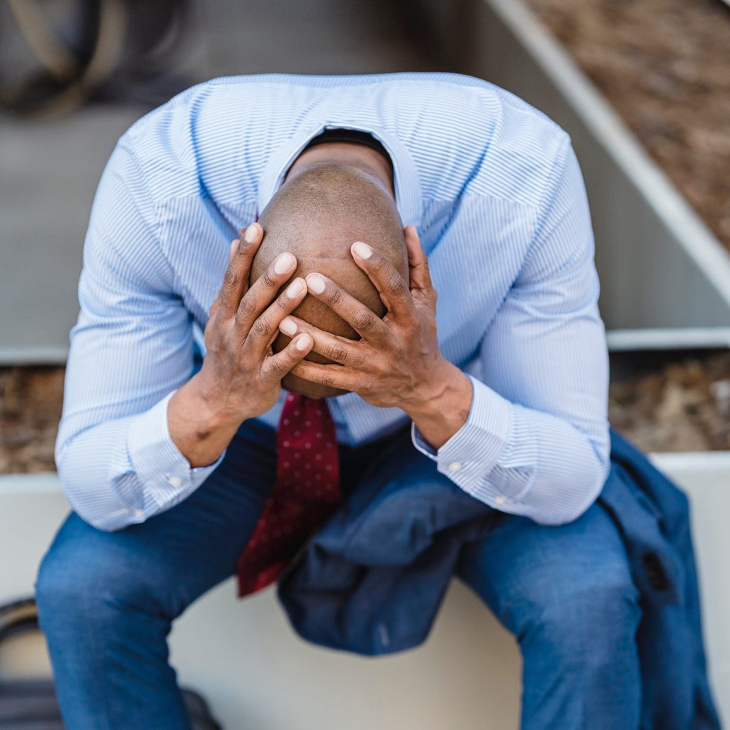 8 Signs You’re Wearing a Cheap Suit