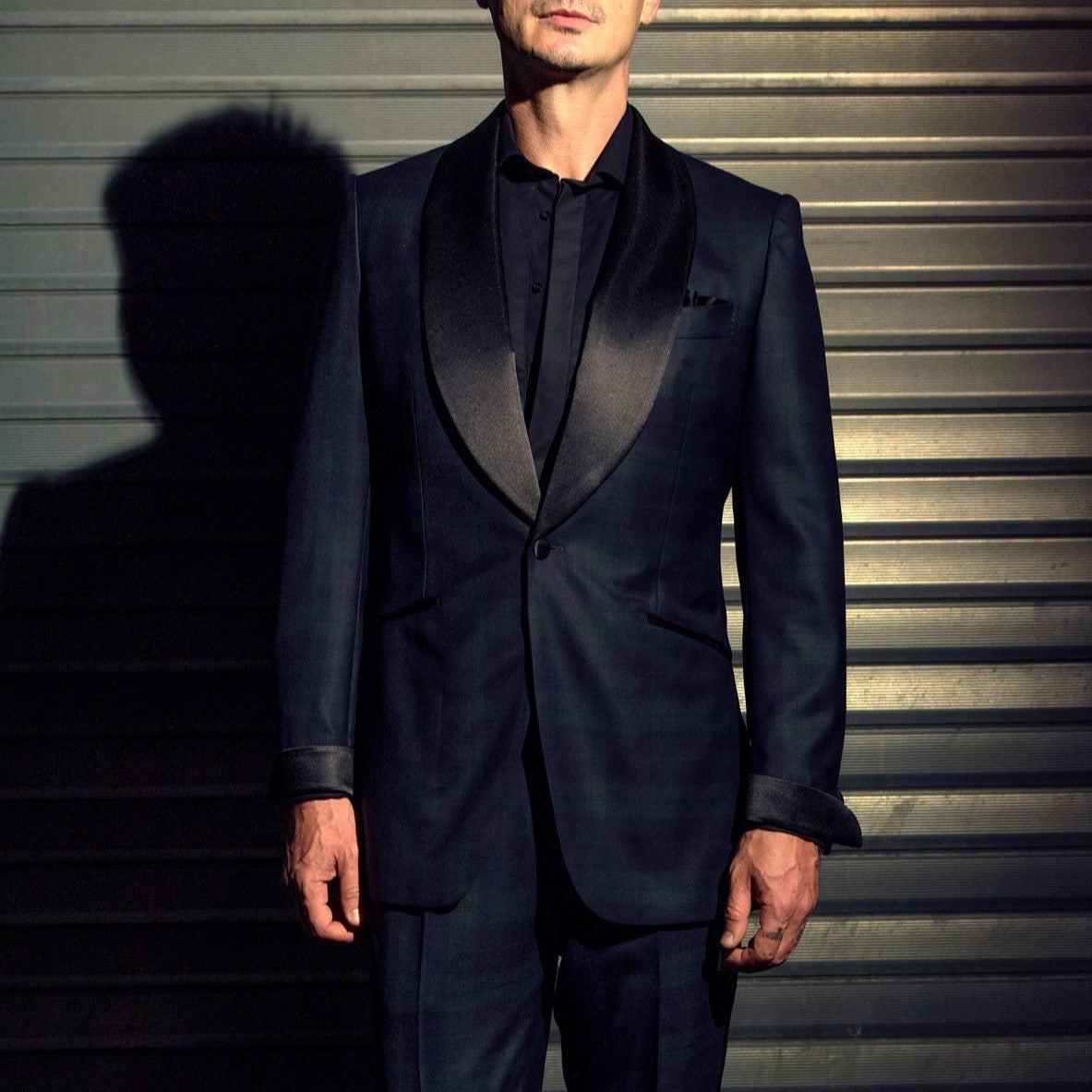 The Black Suit: A False Friend?