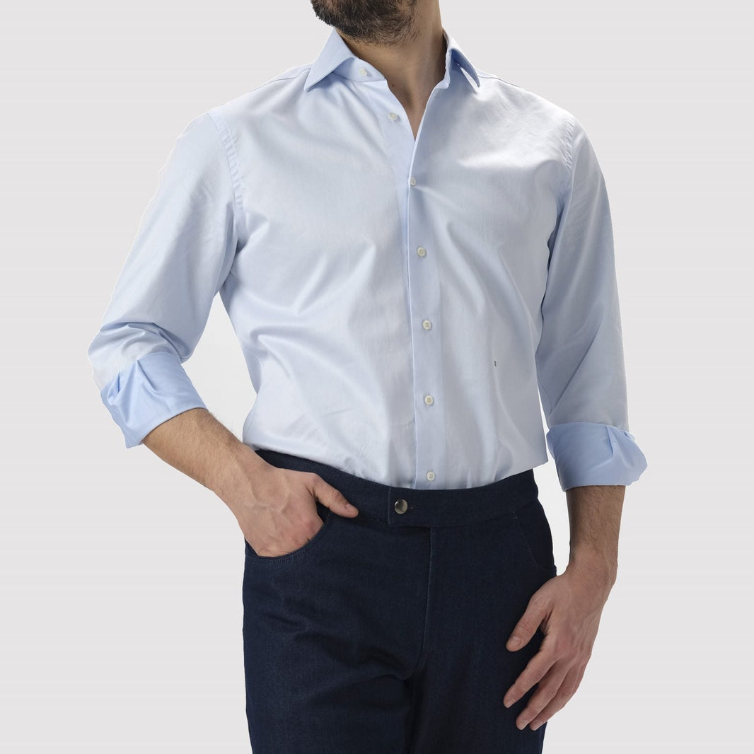 4 Ways to Wear a Shirt with Style