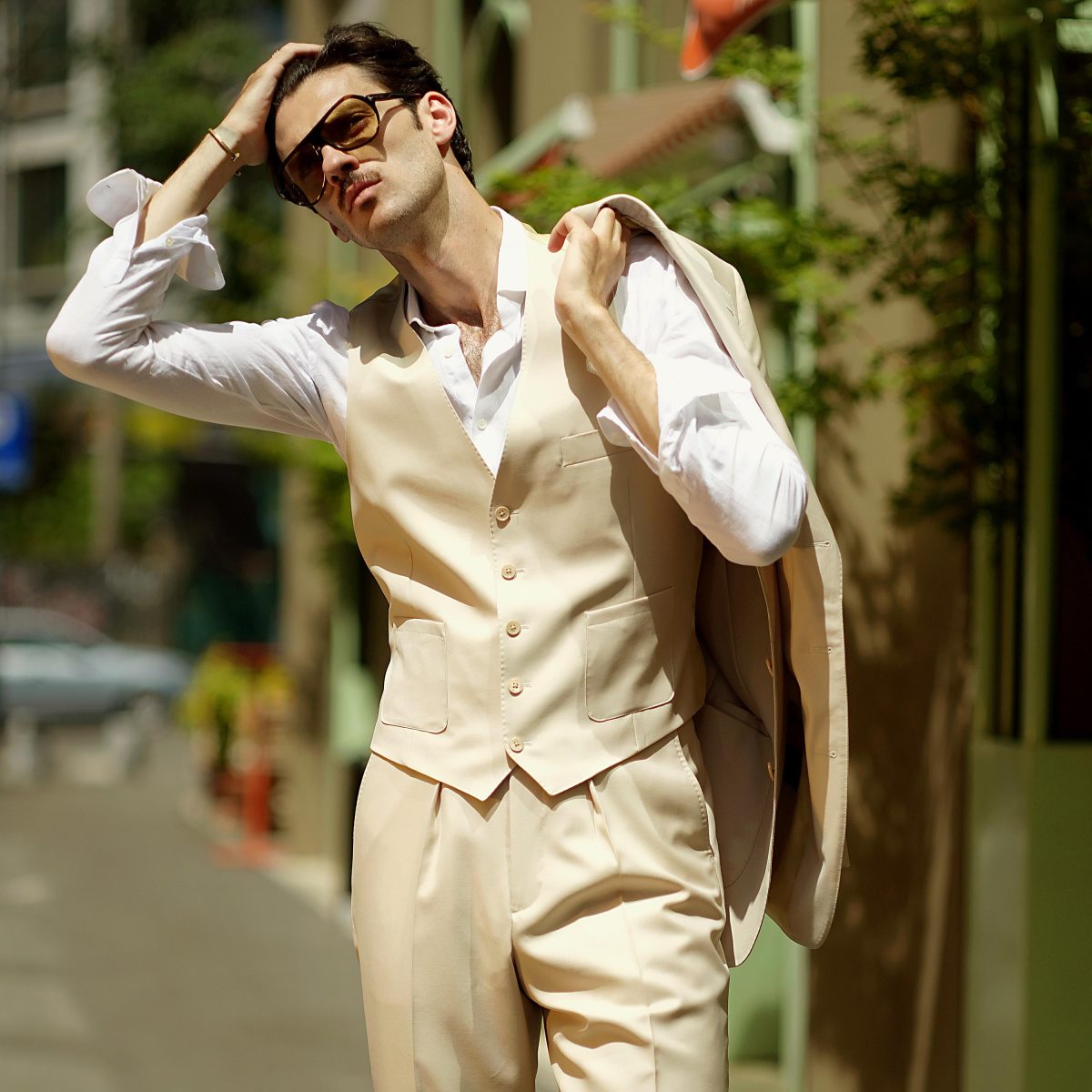 The New Capsule Collection: How to Create 5 Fresh Outfits with Just 3 Simple Fabrics