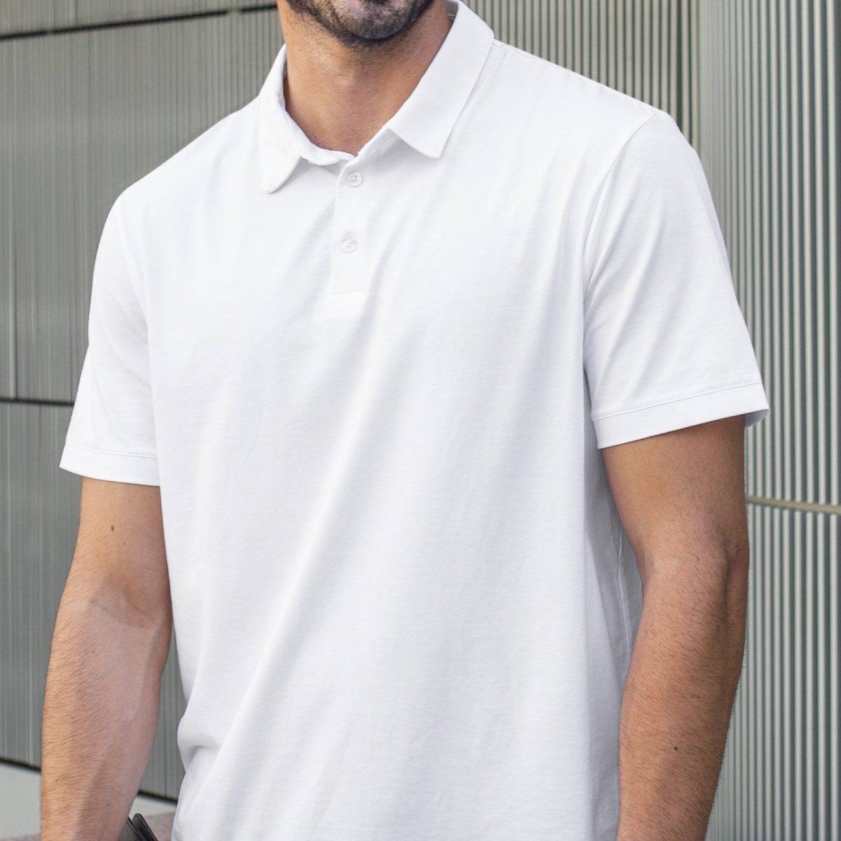 3 Ways to Wear a Polo Shirt with Style